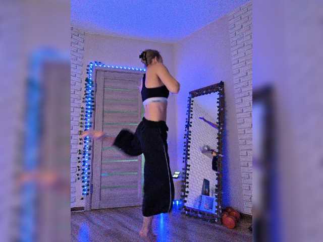 GORIGLAZ live cam on BongaCams