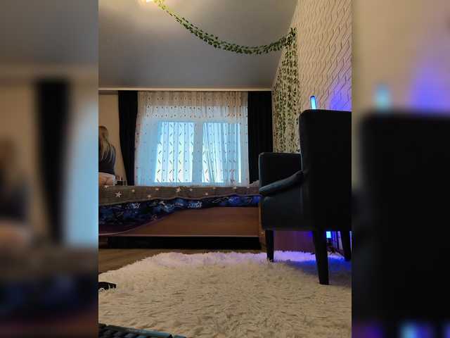 GORIGLAZ live webcam show