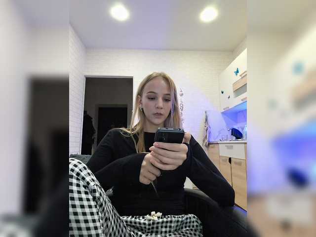 GORIGLAZ live cam on BongaCams