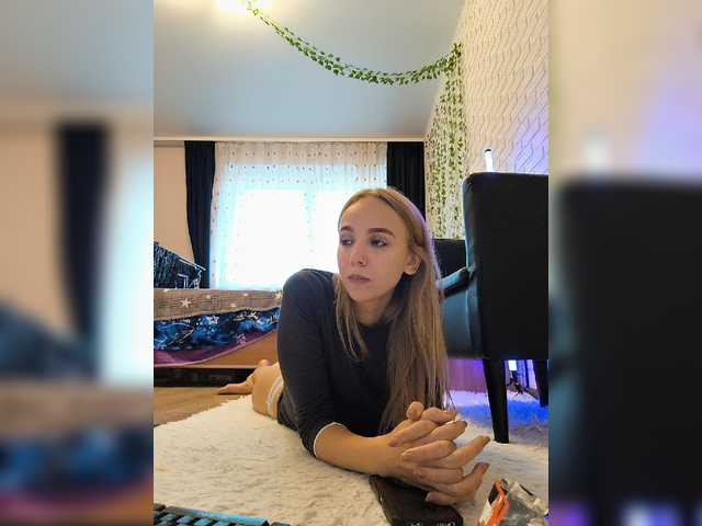 GORIGLAZ live webcam show