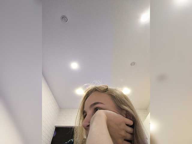 ROSALIA live webcam show