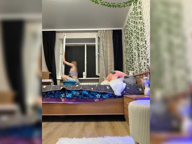 GORIGLAZ live cam on BongaCams