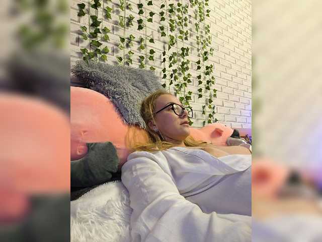 GORIGLAZ live cam on BongaCams