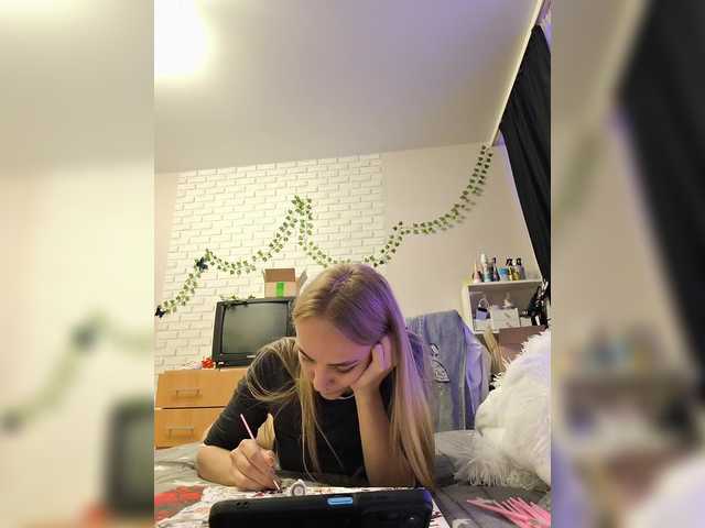 GORIGLAZ live cam on BongaCams