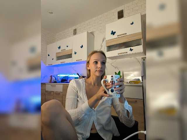 GORIGLAZ live cam on BongaCams
