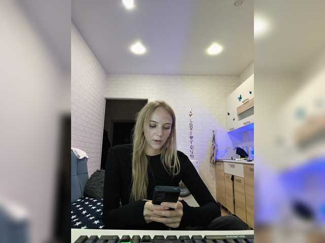 GORIGLAZ live cam on BongaCams