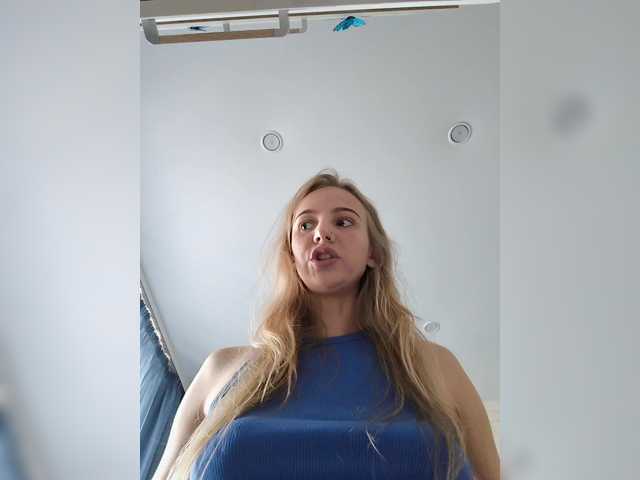 ROSALIA live webcam show