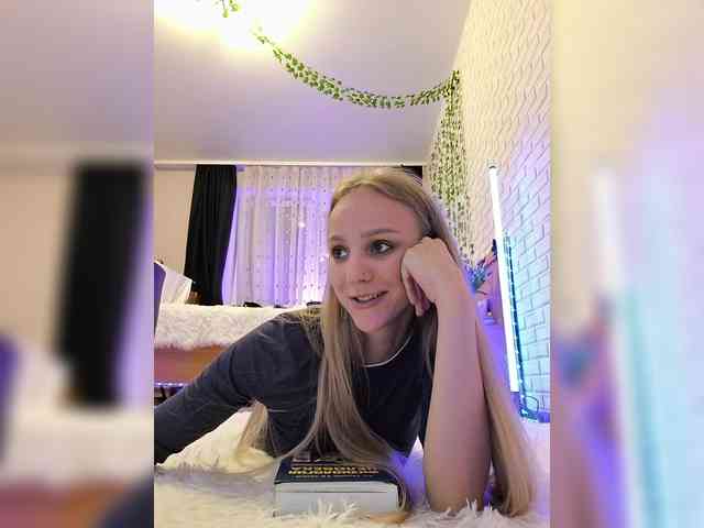 GORIGLAZ webcam