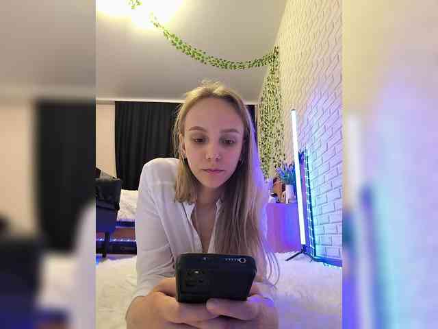 GORIGLAZ webcam