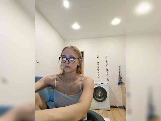GORIGLAZ webcam