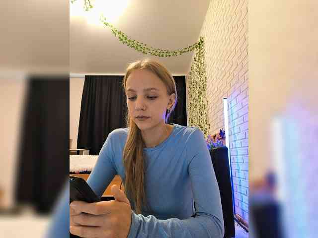 GORIGLAZ webcam