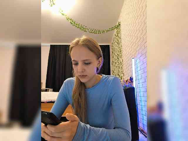 GORIGLAZ webcam