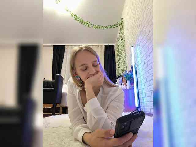 GORIGLAZ webcam