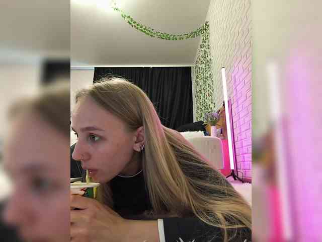 GORIGLAZ webcam