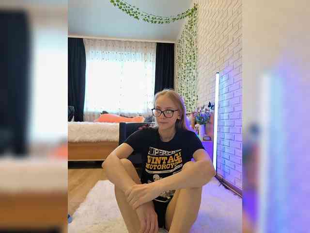 GORIGLAZ webcam