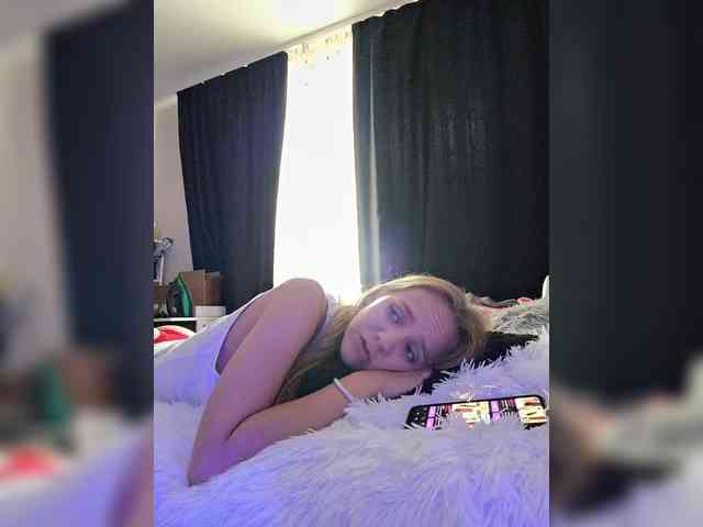 GORIGLAZ webcam