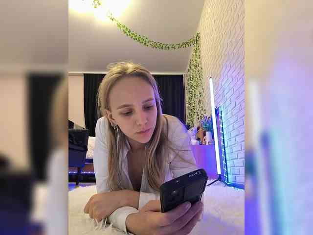 GORIGLAZ webcam