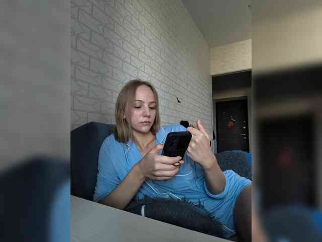 GORIGLAZ Live Webcam on BongaCams
