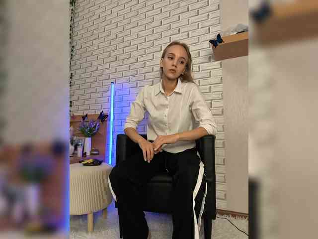 GORIGLAZ Sex Cam Show