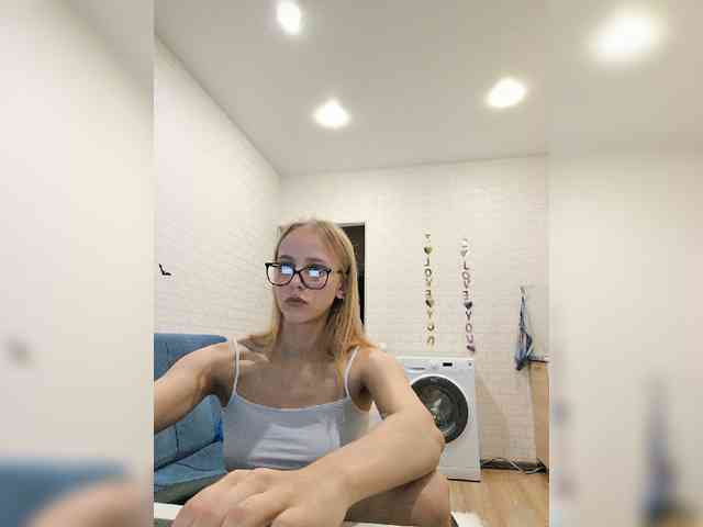 GORIGLAZ webcam