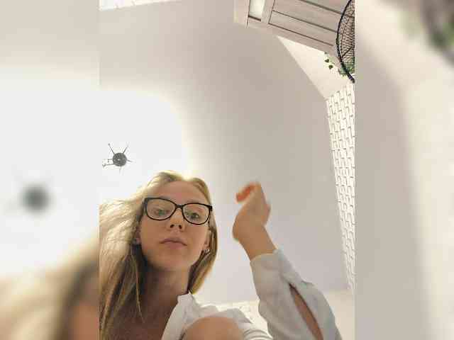 GORIGLAZ webcam