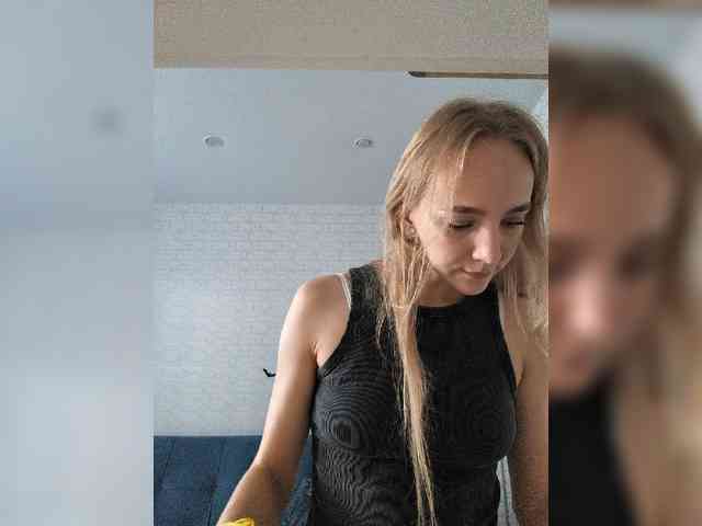 GORIGLAZ Sex Cam Show