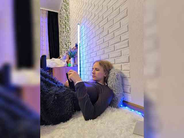 GORIGLAZ Live Webcam on BongaCams