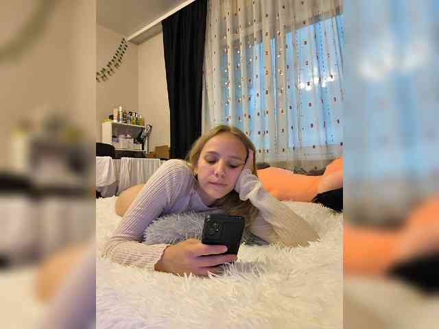 GORIGLAZ webcam