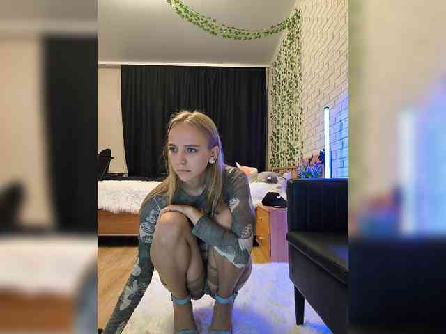 GORIGLAZ webcam