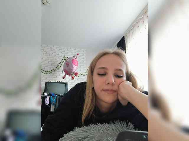 GORIGLAZ webcam