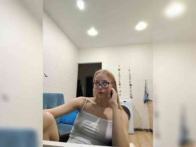 GORIGLAZ webcam