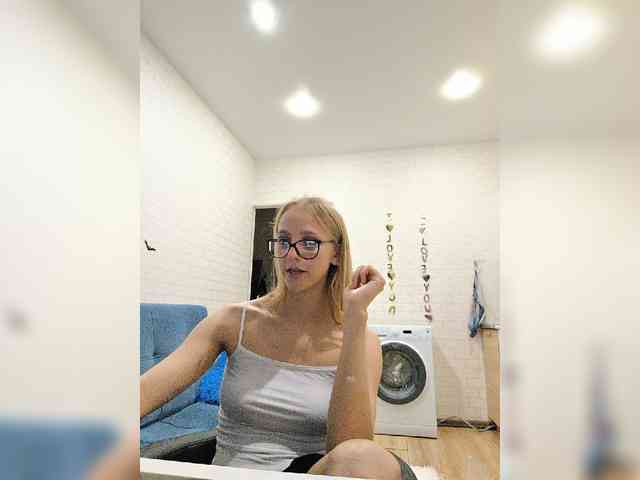 GORIGLAZ webcam