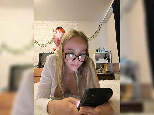 GORIGLAZ webcam