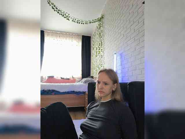 GORIGLAZ webcam