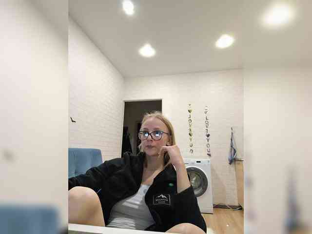 GORIGLAZ webcam