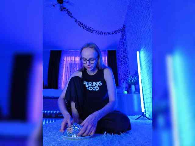 GORIGLAZ webcam