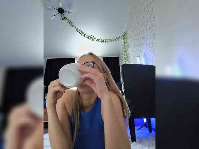 GORIGLAZ webcam