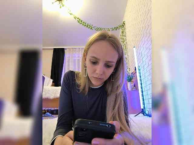 GORIGLAZ webcam
