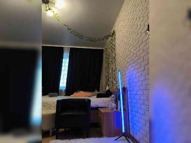 GORIGLAZ Sex Cam Show