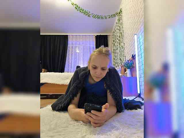 GORIGLAZ webcam