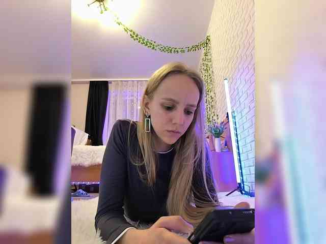 GORIGLAZ webcam