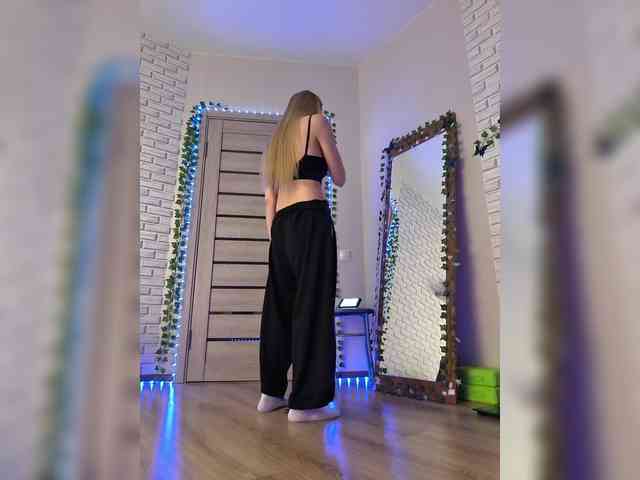 GORIGLAZ webcam