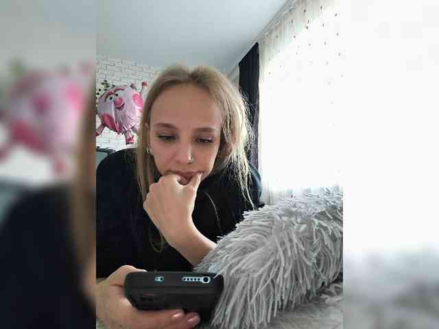 GORIGLAZ webcam