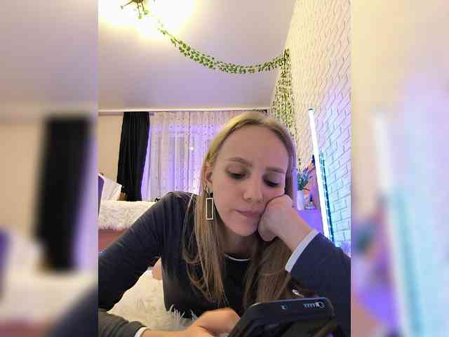 GORIGLAZ webcam