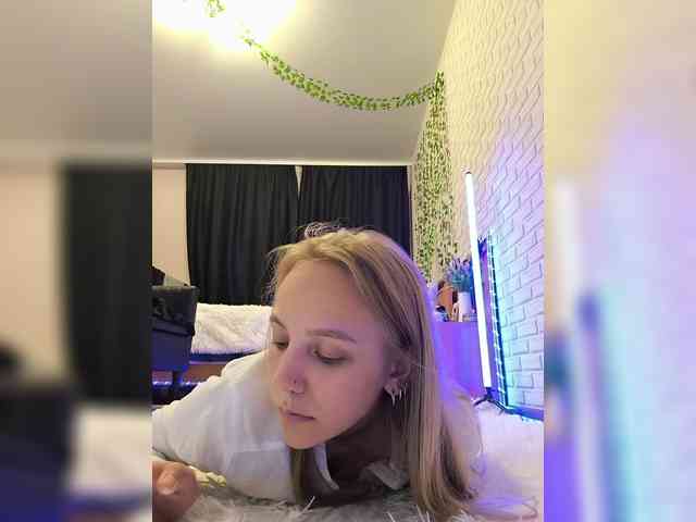 GORIGLAZ webcam