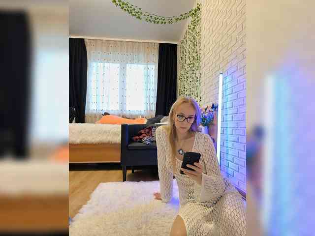 GORIGLAZ webcam