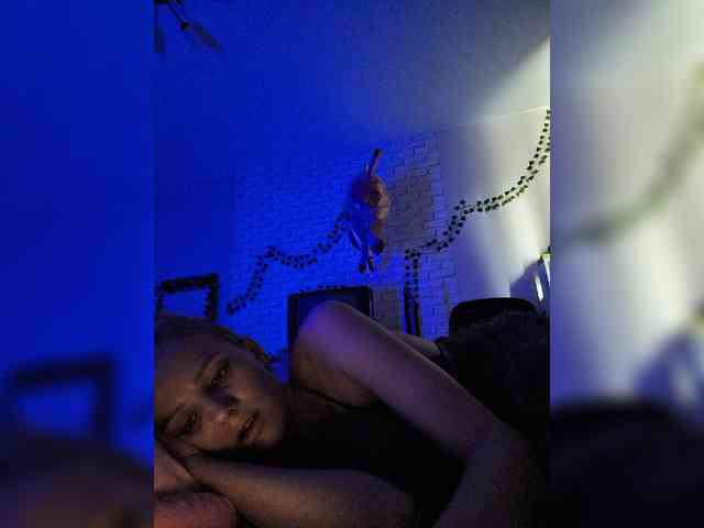 GORIGLAZ webcam