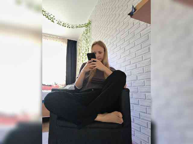 GORIGLAZ webcam
