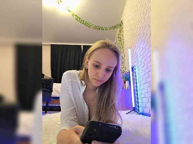 GORIGLAZ webcam