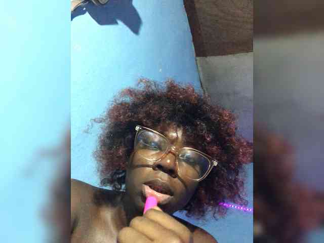 Blackbabe05 webcam